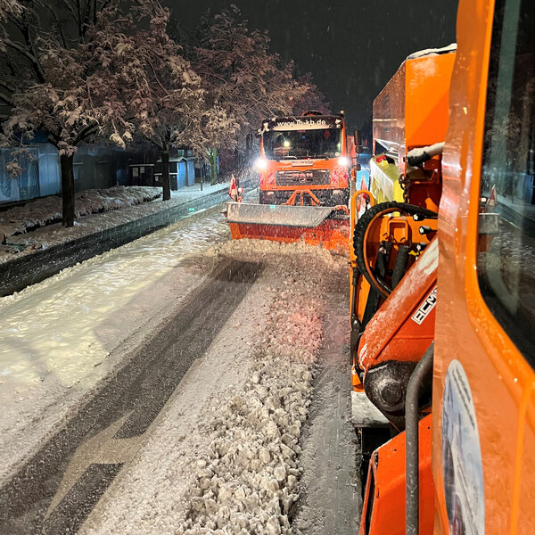 Bild vergr&ouml;&szlig;ern: Winterdienst - Staffel - zwei Fahrzeuge